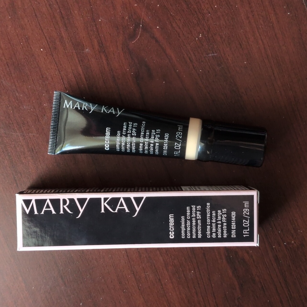 Mary Kay CC Cream, Very Light. NIB